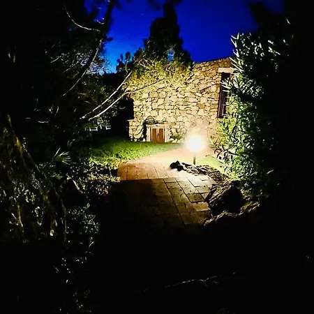 Vila Immersa Nella Natura Con Giardino E Discesa Privata Al Mare *